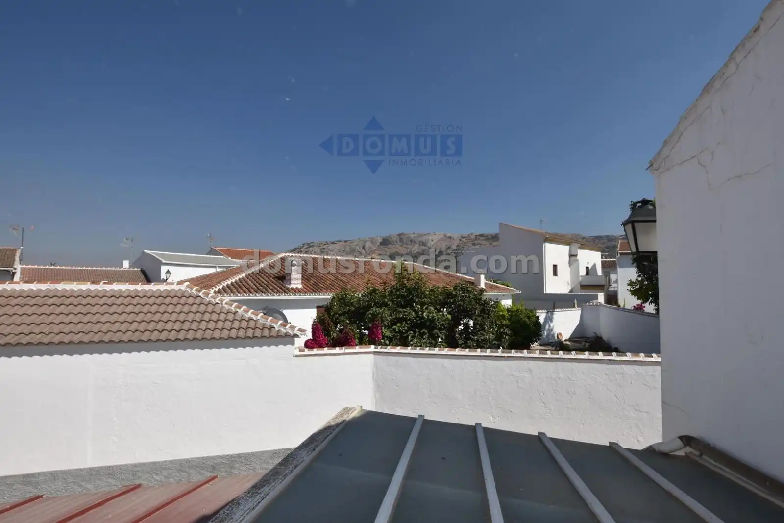 Vista exterior de Casa o chalet en venta en Cuevas del Becerro con Trastero y Balcón