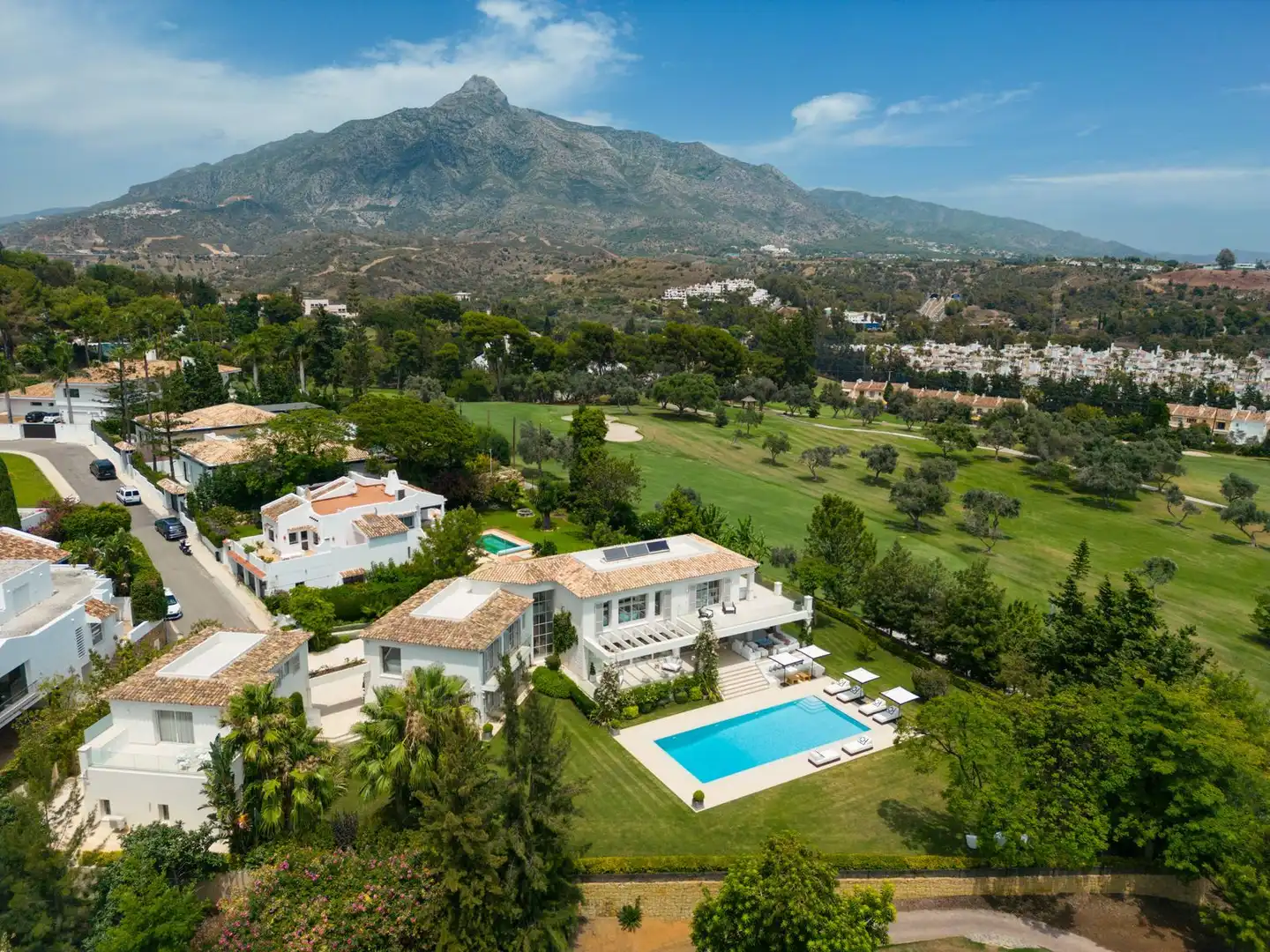Villa mit Pool zum Verkauf in Nueva Andalucía, imagen 52