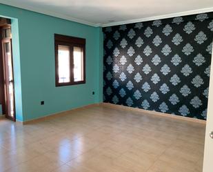 Bedroom of Flat to rent in Úbeda  with Air Conditioner and Balcony