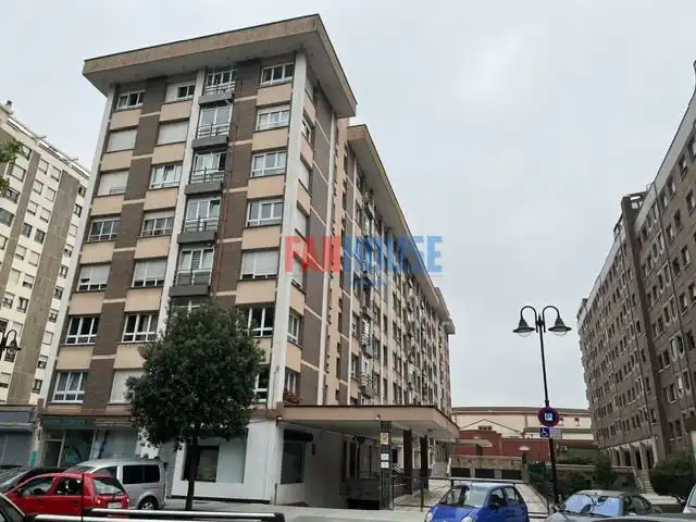 Wohnung zur Miete in Torcuato Fernández Miranda, El Bibio - Parque