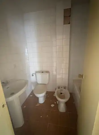 Bathroom of Flat for sale in Morón de Almazán