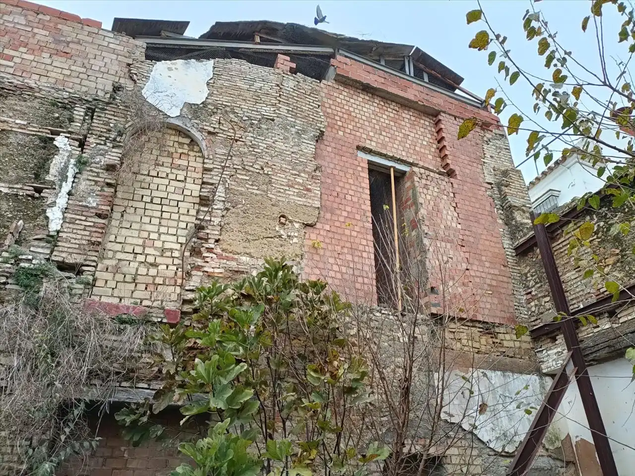 Casa adosada en venda a JUAN TAMARIZ, Carmona