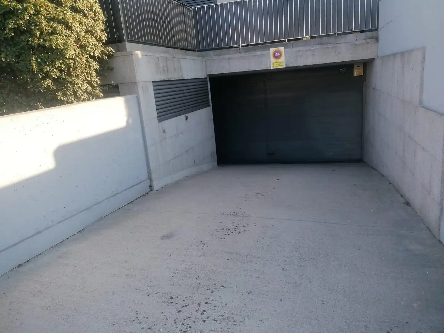 Aparcament de Pis en venda en Baiona amb Calefacció, Traster i Balcó