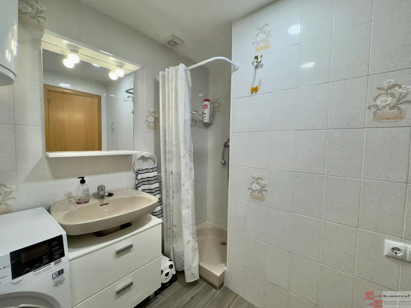 Badezimmer von Wohnungen zum Verkauf in Castell d'Aro, Platja d'Aro i s'Agaró mit Klimaanlage, Heizung und Terrasse