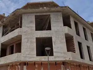 Vista exterior de Edificio en venta en Navarrete