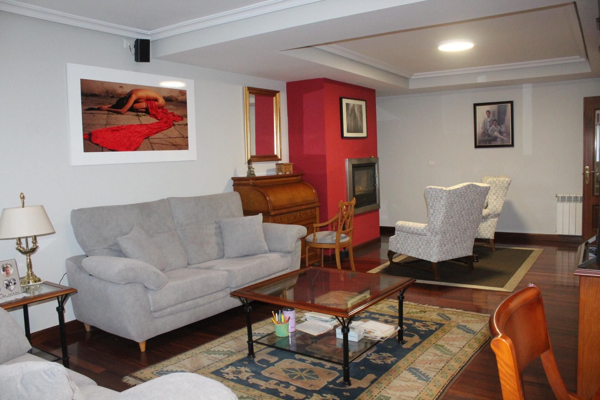 Casa adosada en venta en Lezo con Calefacción, Jardín privado y Trastero