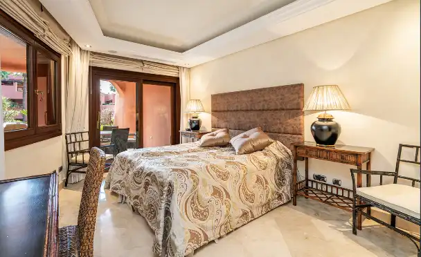 Apartament amb piscina en venda a Selwo, imagen 3