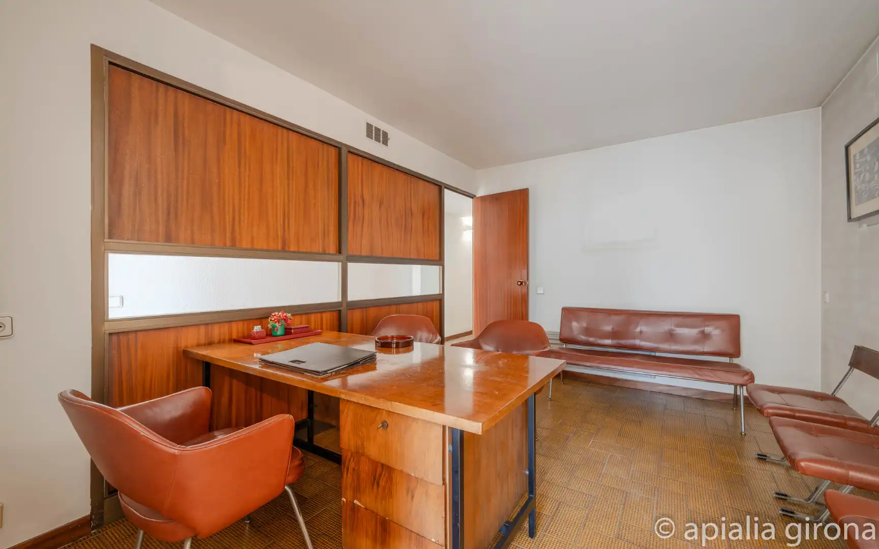 Büro zum Verkauf in Girona mit Klimaanlage, Heizung und Möbliert