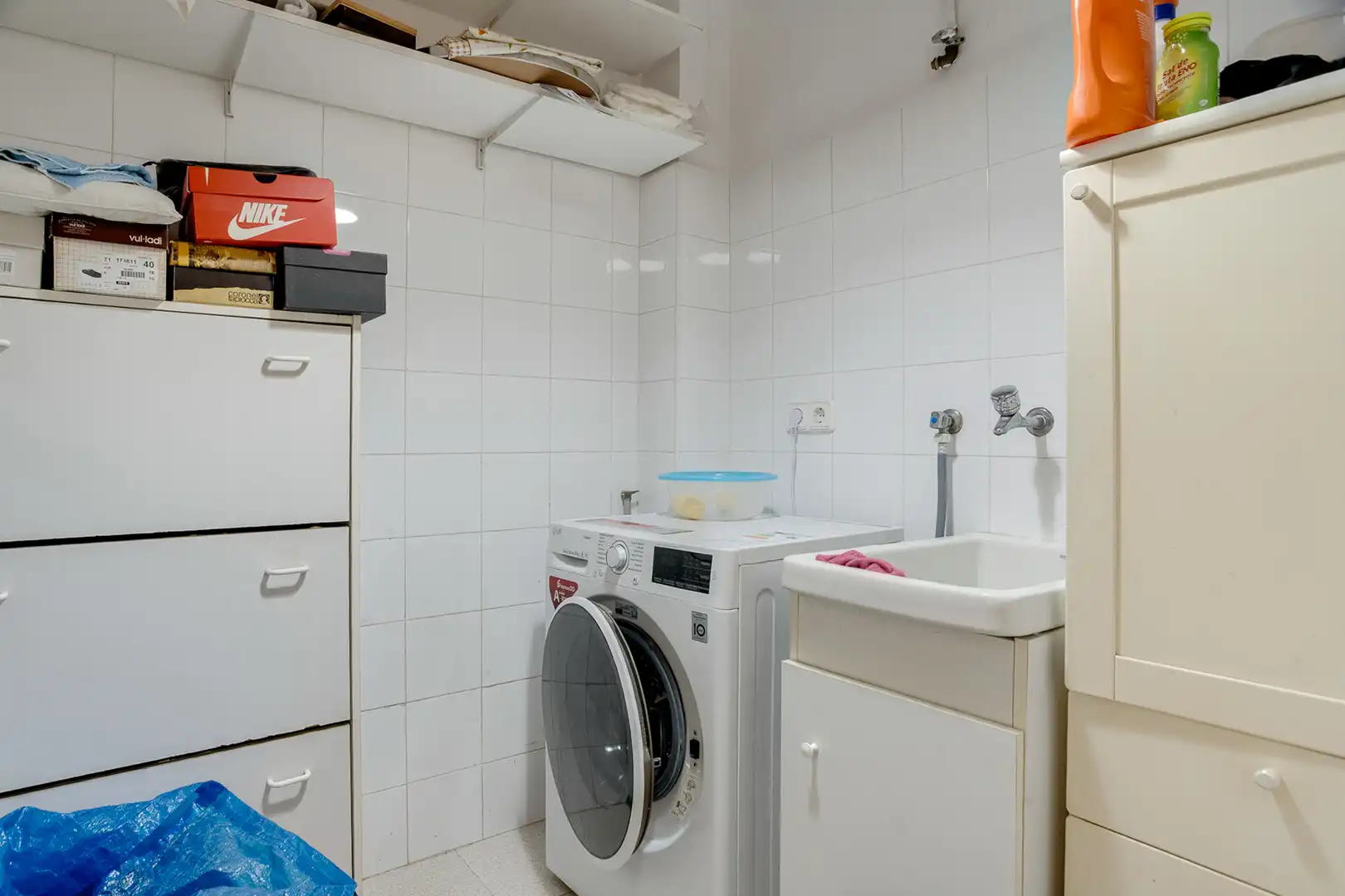 Küche von Einfamilien-Reihenhaus zum Verkauf in Premià de Dalt mit Klimaanlage, Heizung und Privatgarten