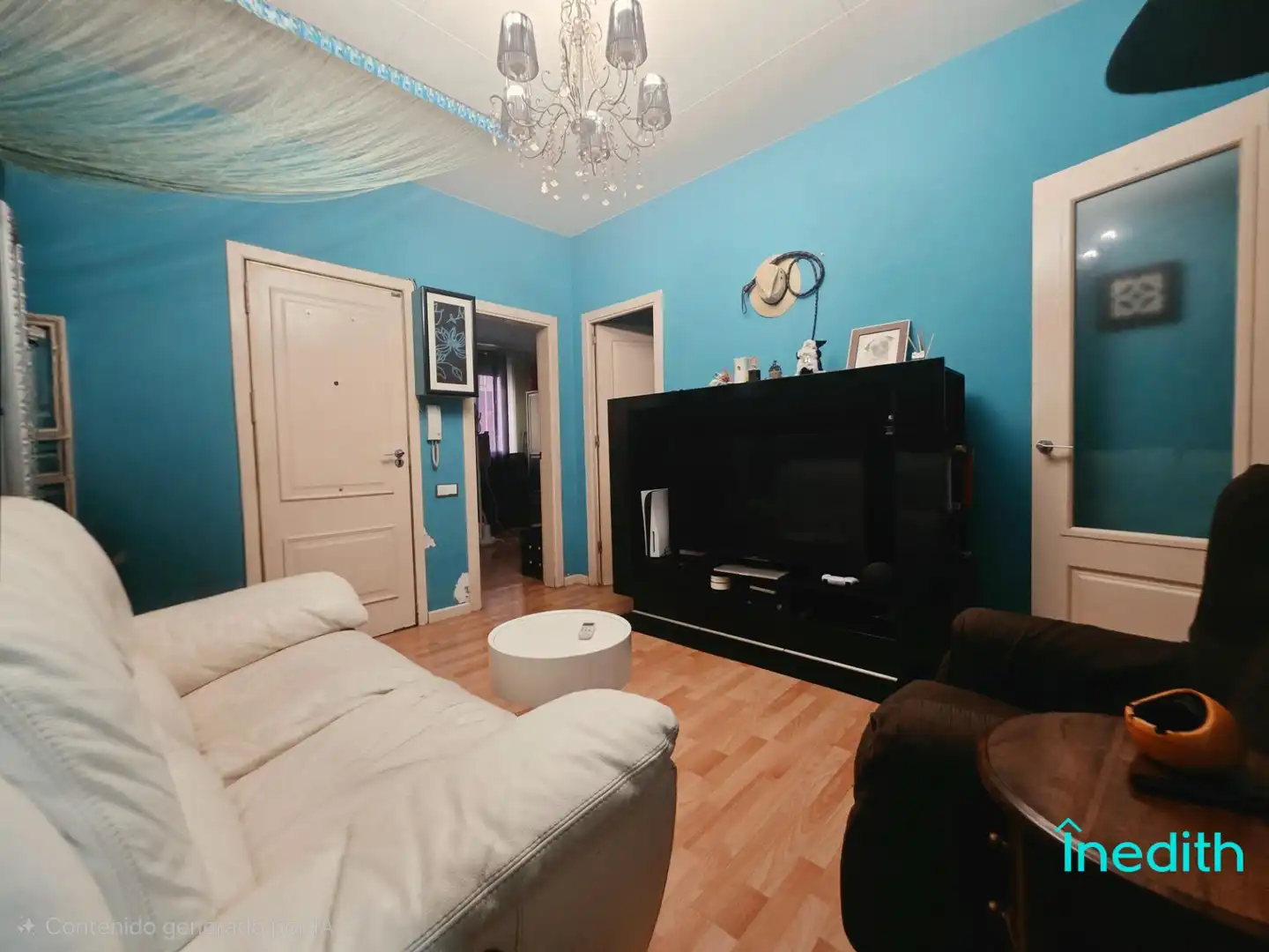 Living room of Flat for sale in L'Hospitalet de Llobregat  with Air Conditioner, Heating and Parquet flooring