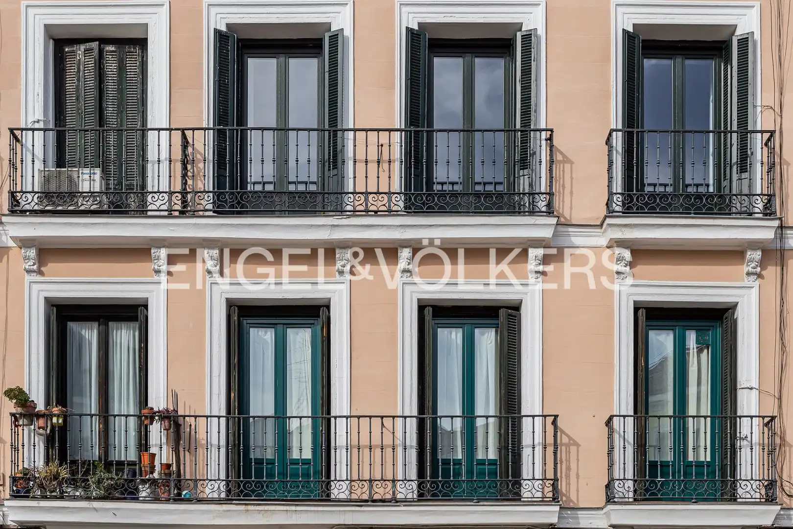 Vista exterior de Piso en venta en Centro