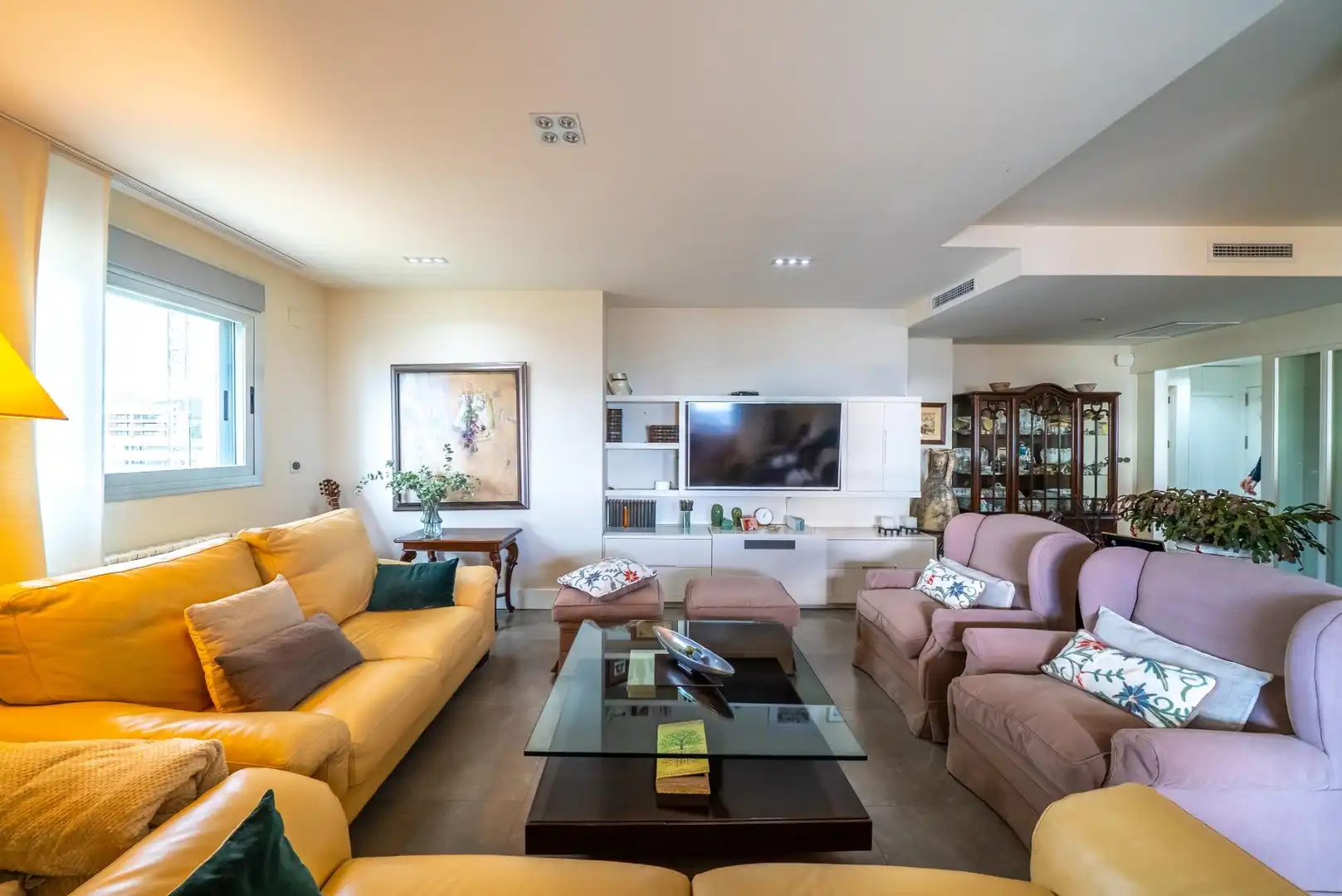 Sala de estar de Apartamento en venta en Villajoyosa / La Vila Joiosa con Aire acondicionado, Trastero y Amueblado