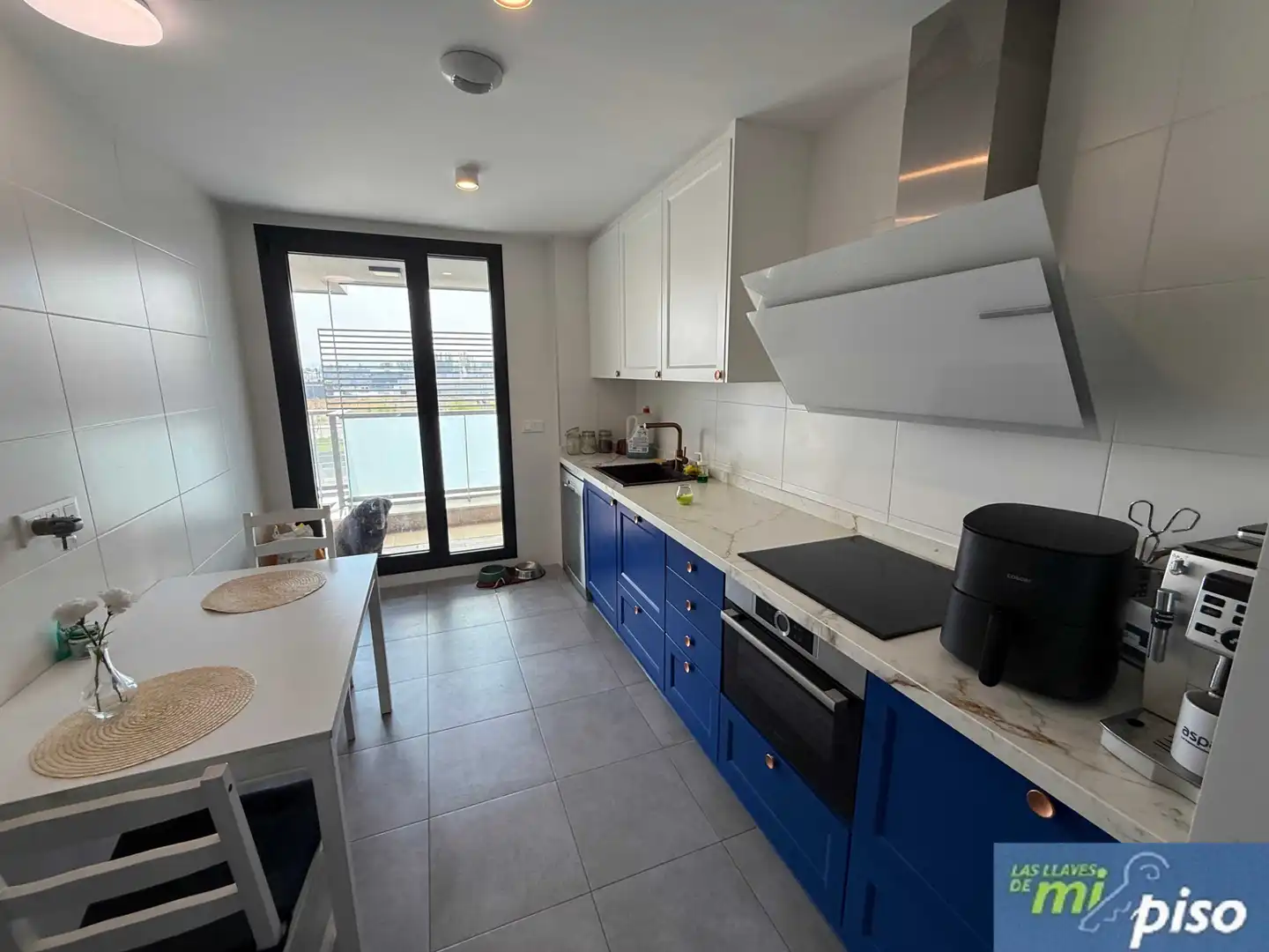 Küche von Wohnung zum Verkauf in Valladolid mit Heizung, Privatgarten und Parkett