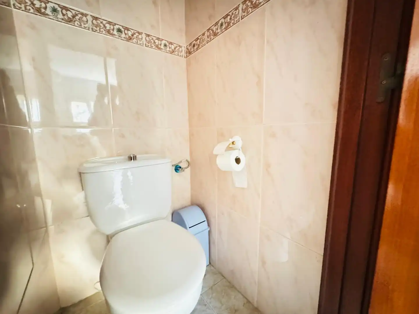 Bathroom of Houses for sale in Algeciras  with Storage room