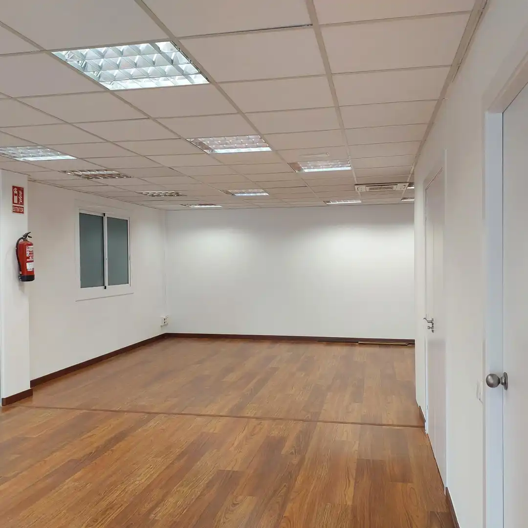 Office space with lift to rent in Gran Via de les Corts Catalanes, imagen 12