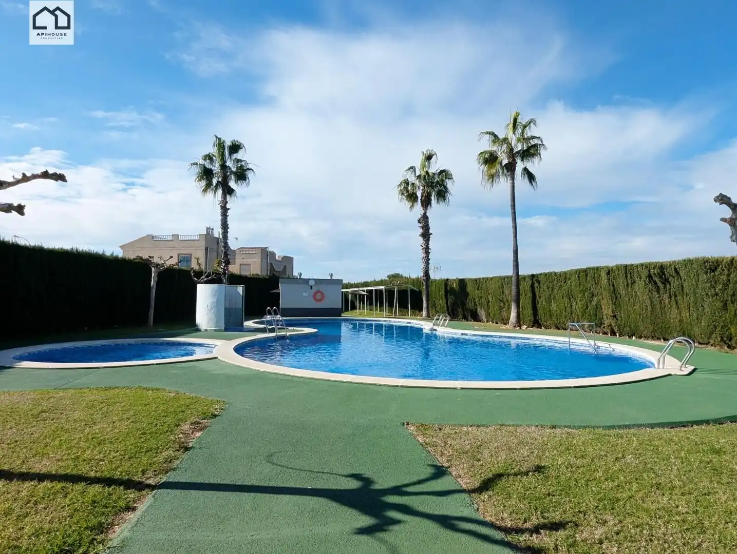 Swimming pool of Houses for sale in Torrevieja  with Terrace, Furnished and Community pool