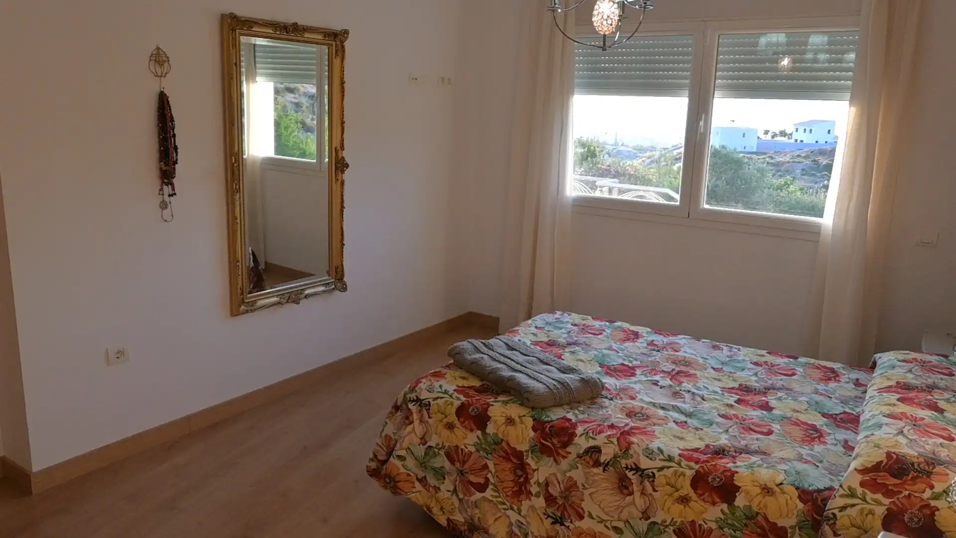 Dormitori de Casa o xalet en venda en La Zubia amb Aire condicionat, Calefacció i Jardí privat