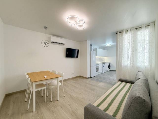 Apartamento en Alquiler en  MAESTRO MARQUES en Mercado