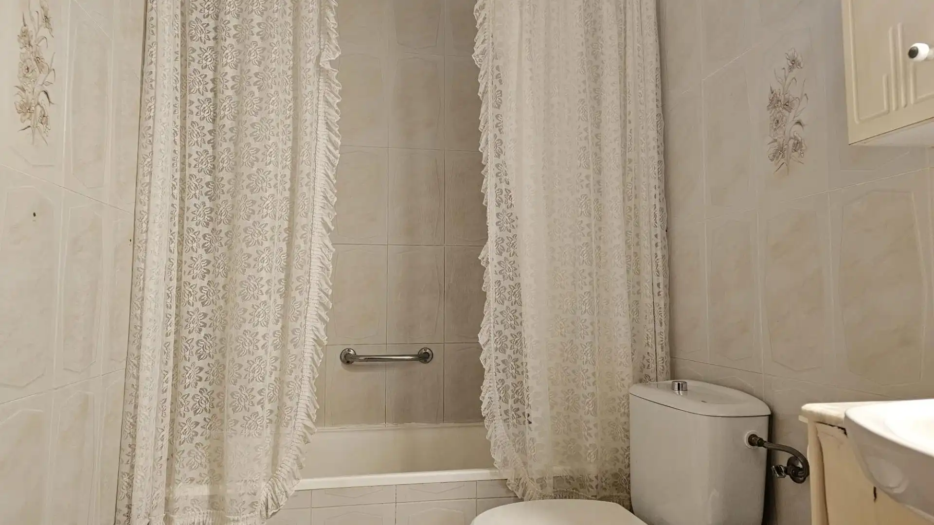 Baño de Casa adosada en venta en El Vendrell con Piscina comunitaria