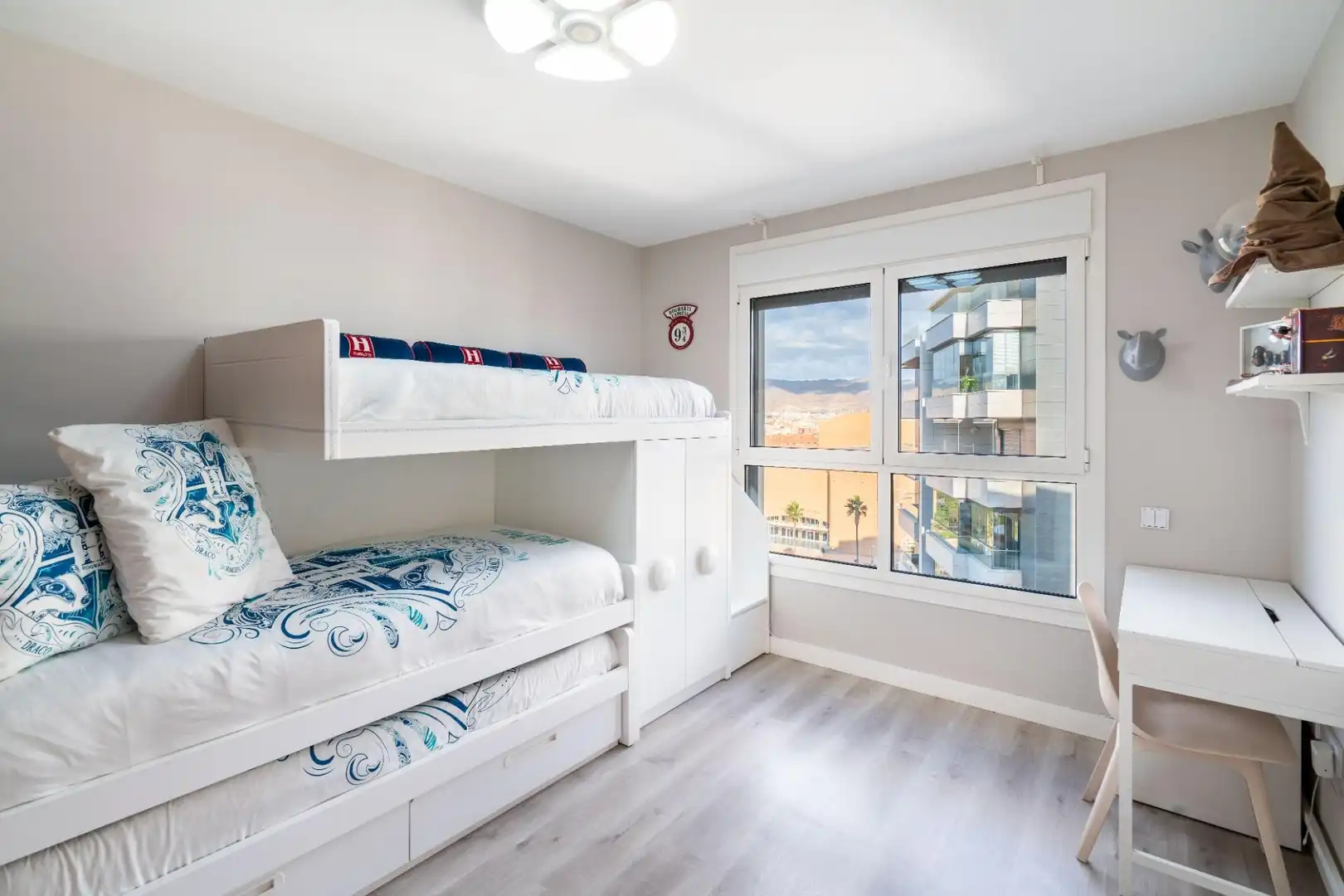 Habitación de Piso en venta en Almería con Aire acondicionado, Calefacción y Jardín privado