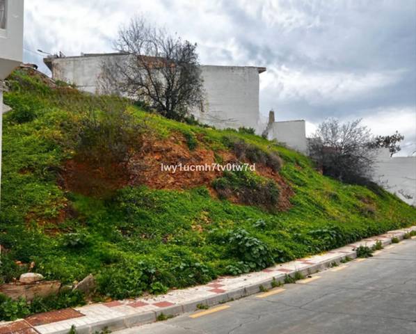 Terreno residencial en Venta en Calle el Clarinete, 42 en Mangas Verdes - Las Flores - Parque del Sur
