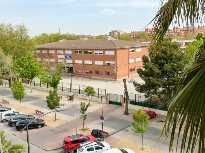 Vista exterior de Pis en venda en Getafe amb Aire condicionat