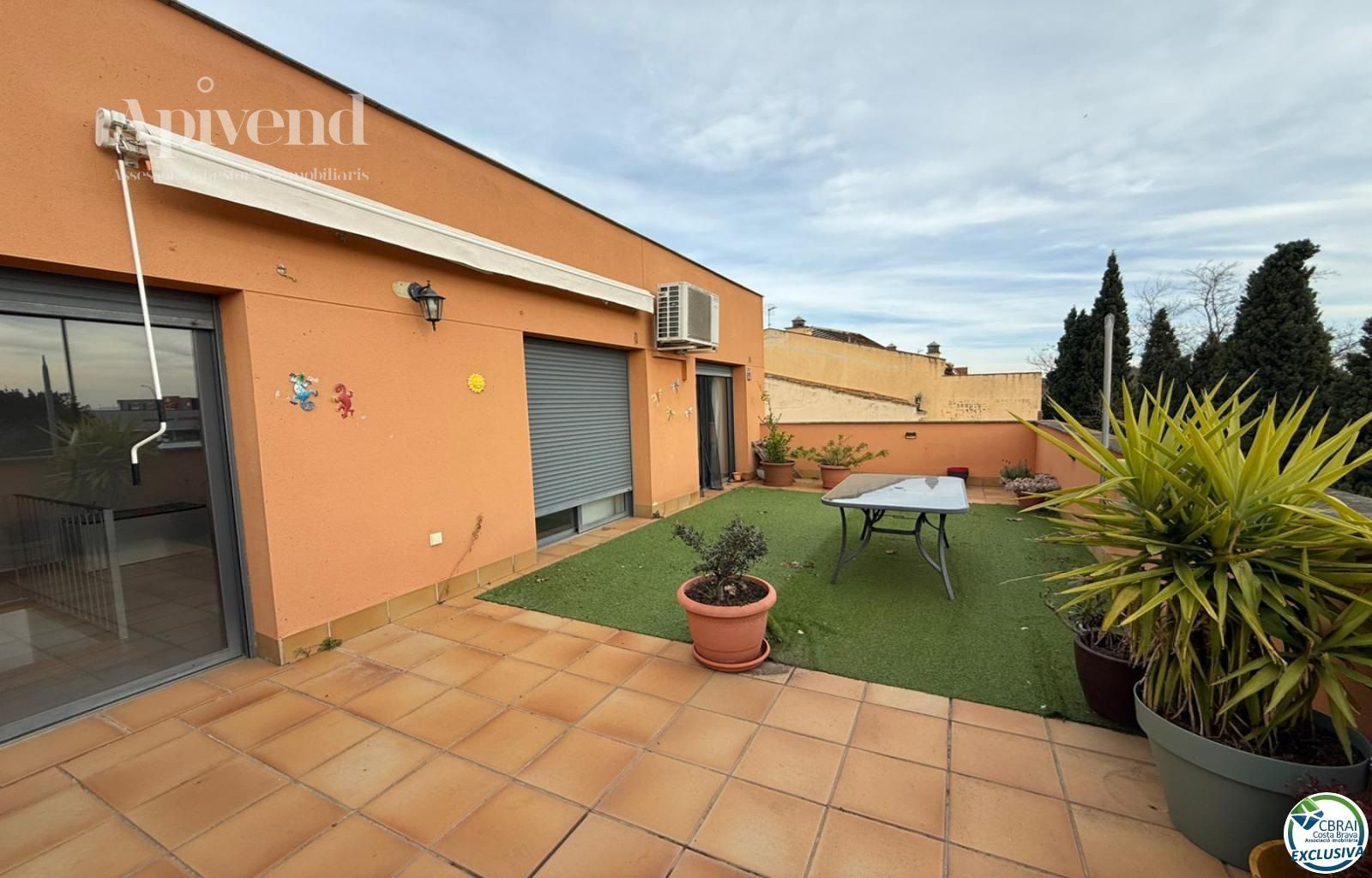 Terrace of Flat for sale in Figueres  with Air Conditioner, Heating and Swimming Pool