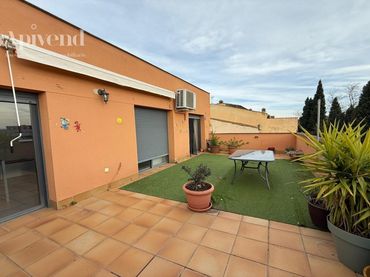 Appartamento con piscina in vendita a Duana
