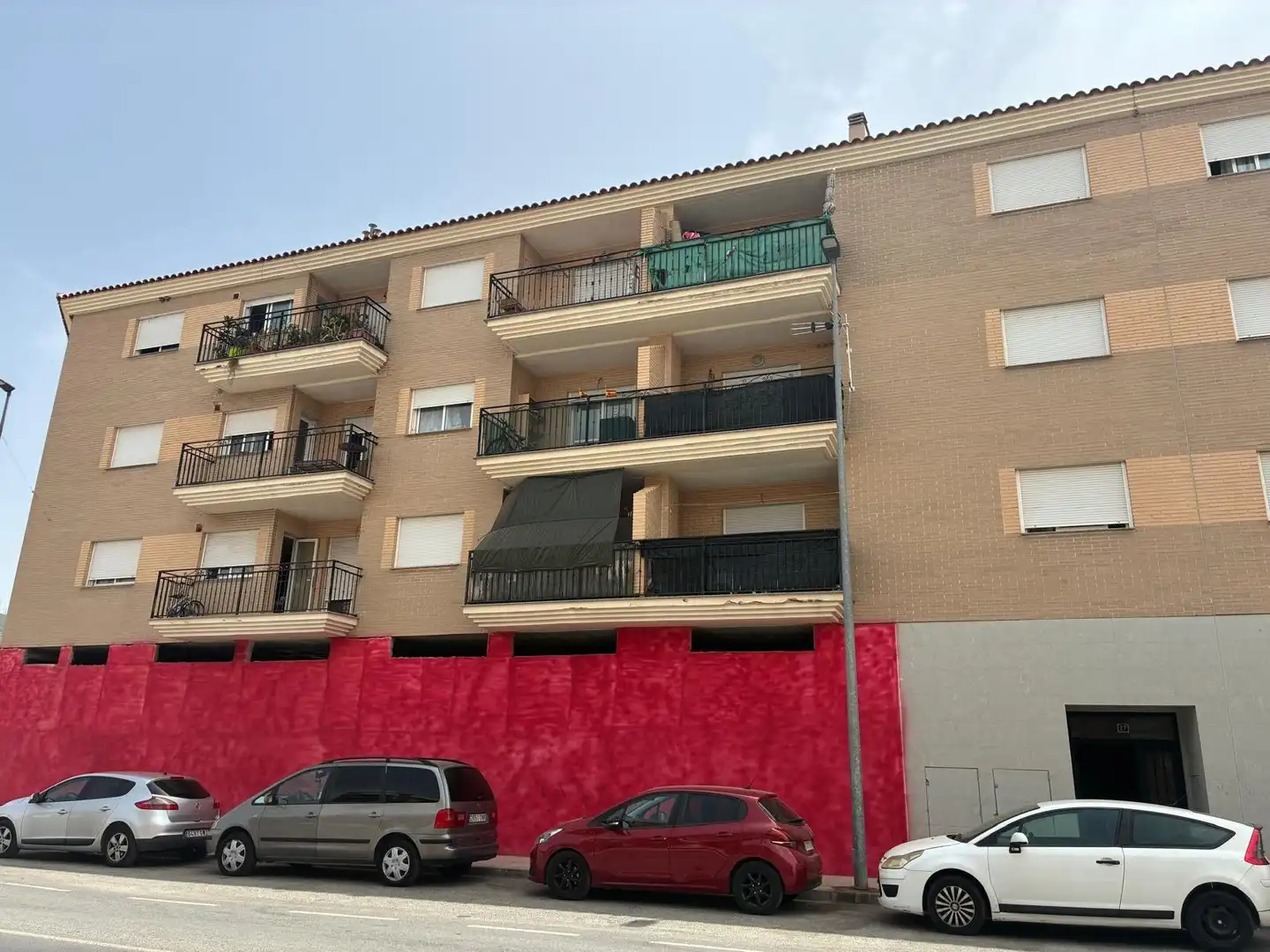 Vista exterior de Pis en venda en El Pinós / Pinoso amb Balcó