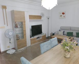 Sala d'estar de Casa o xalet en venda en Villena amb Terrassa