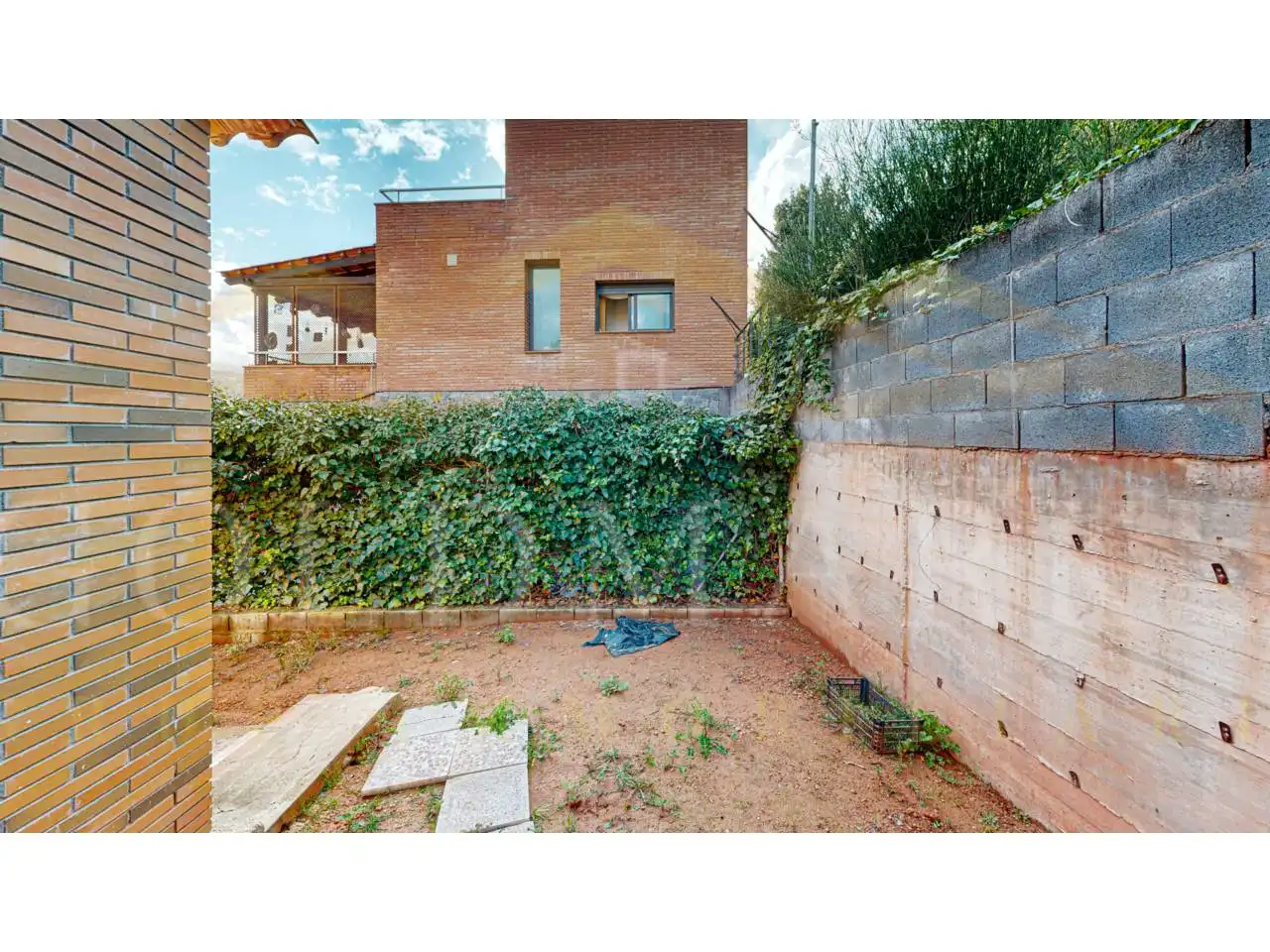 Jardí de Casa o xalet en venda en Corbera de Llobregat amb Calefacció i Terrassa