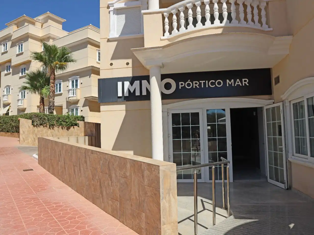 Local de lloguer en El Moncayo - El Pòrtic