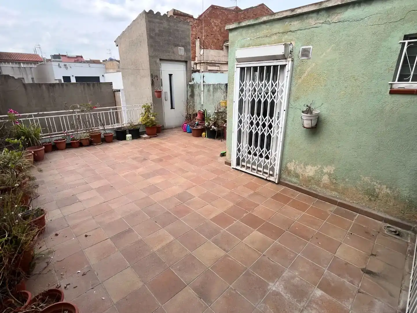Terrace of Detached homes for sale in Sabadell  with Air Conditioner and Balcony