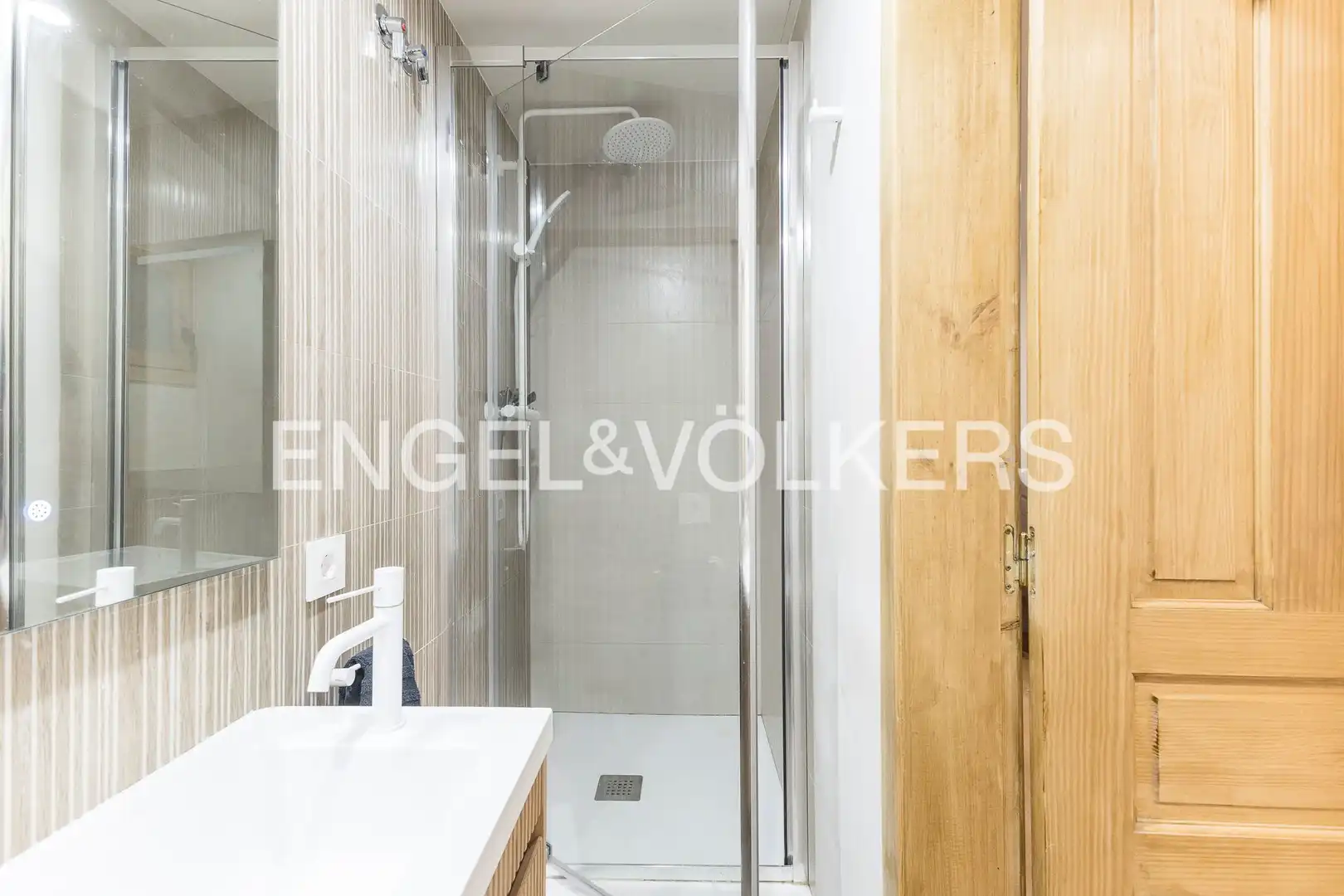 Piso con terraza en venta en Sants - Montjuïc, imagen 27