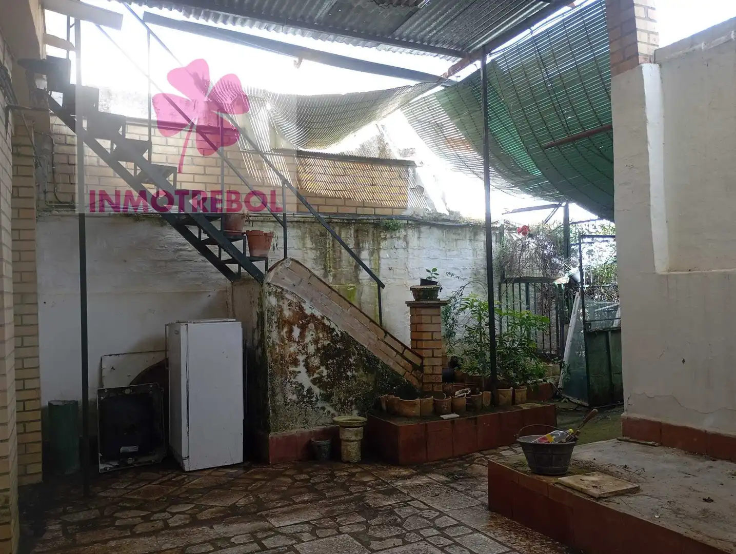 Terrassa de Casa o xalet en venda en Villanueva del Ariscal amb Traster i Balcó