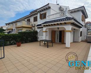 Jardí de Casa adosada en venda en Torrevieja amb Aire condicionat, Jardí privat i Terrassa