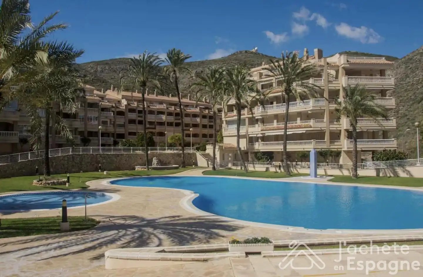 Exterior view of Apartments for sale in Cullera  with Air Conditioner, Terrace and Storage room