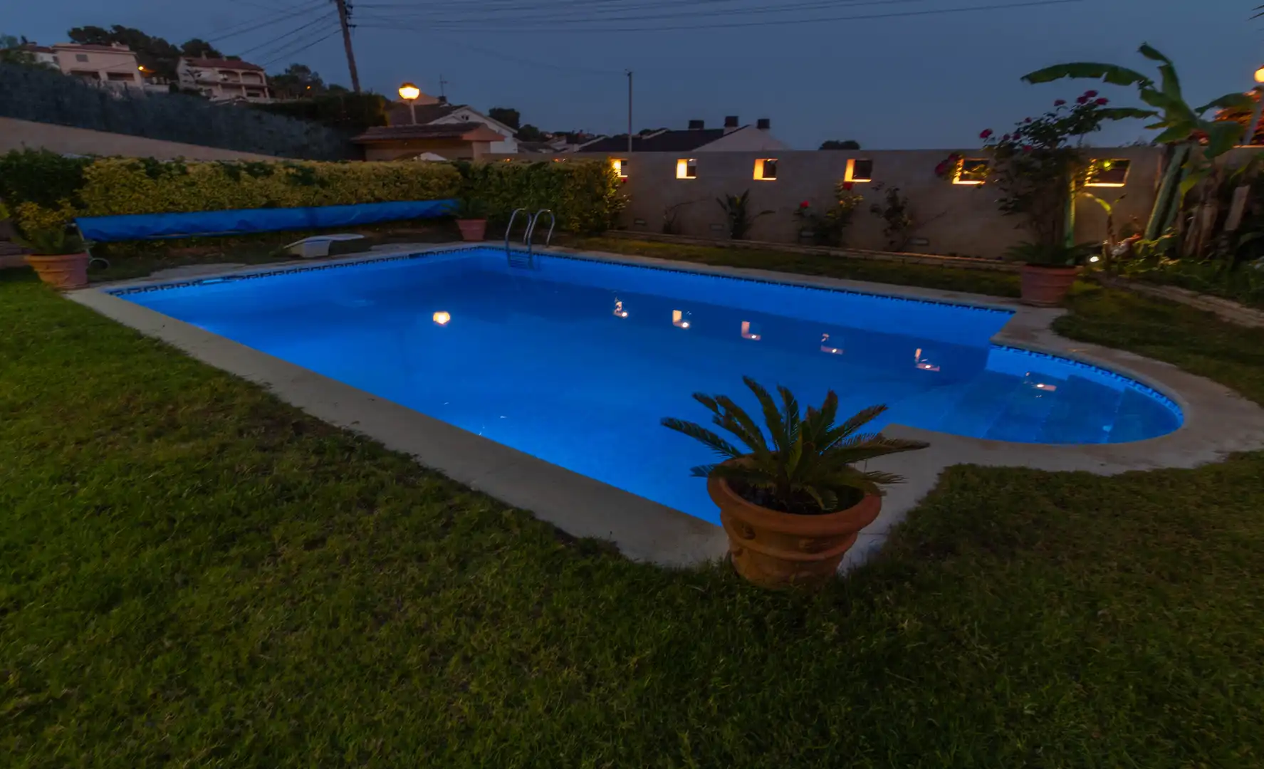 Piscina de Casa o xalet en venda en El Vendrell amb Calefacció, Jardí privat i Terrassa