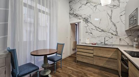 Foto 4 von Wohnung zur Miete in Calle de Hernán Cortés, Justicia - Chueca,  Madrid Capital