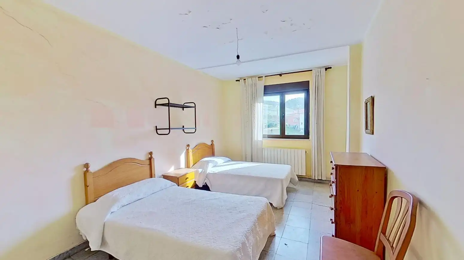 Schlafzimmer von Haus oder Chalet zum Verkauf in Polanco mit Heizung, Privatgarten und Terrasse