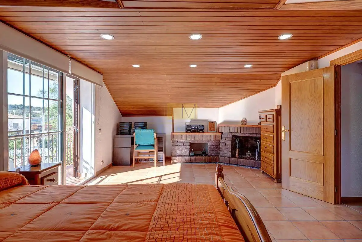 Living room of Houses for sale in Sant Pere de Ribes  with Air Conditioner, Heating and Private garden