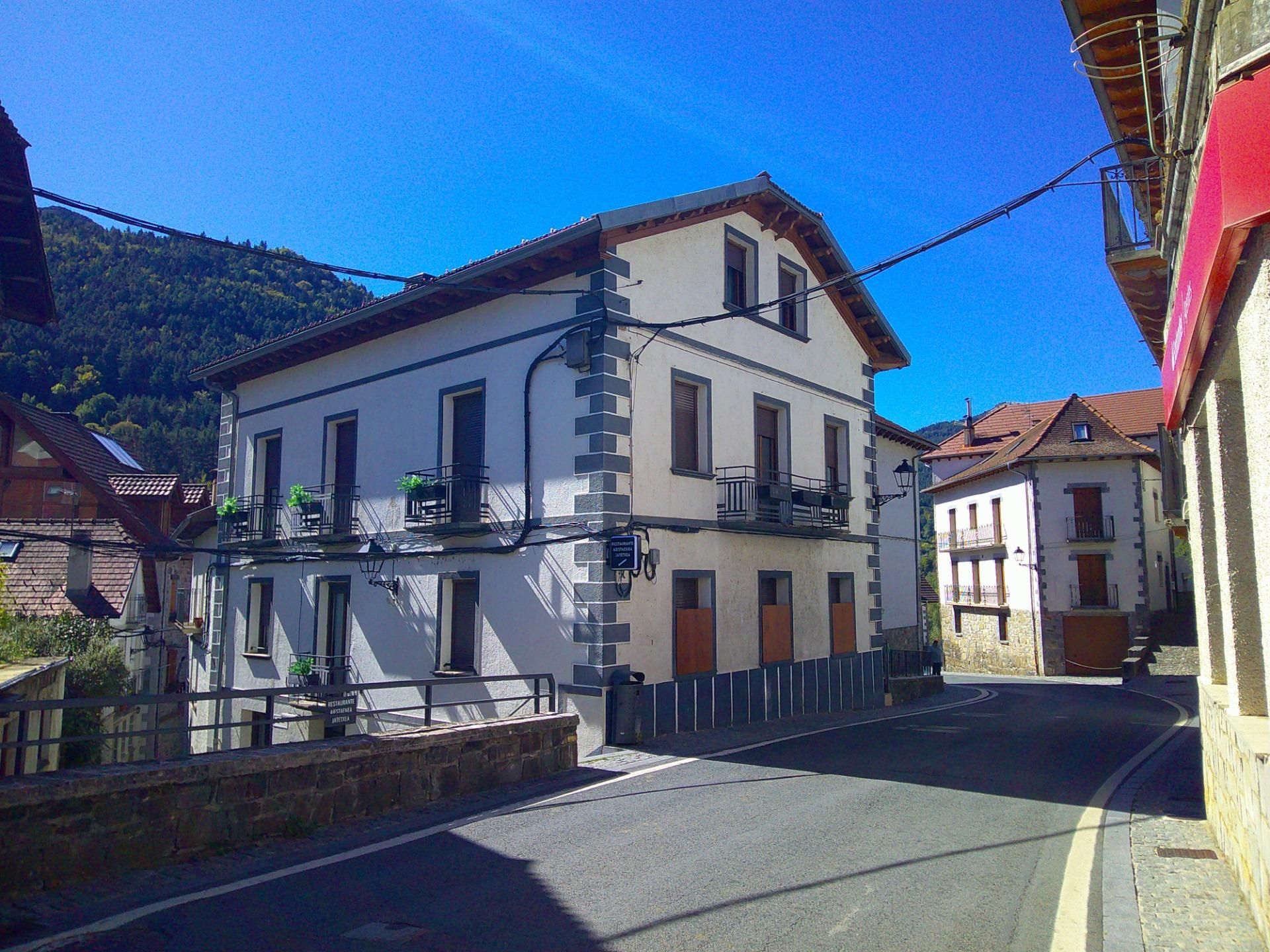 Vista exterior de Local en venda en Isaba / Izaba amb Moblat