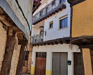 Exterior view of Country house for sale in Sotoserrano  with Storage room and Balcony