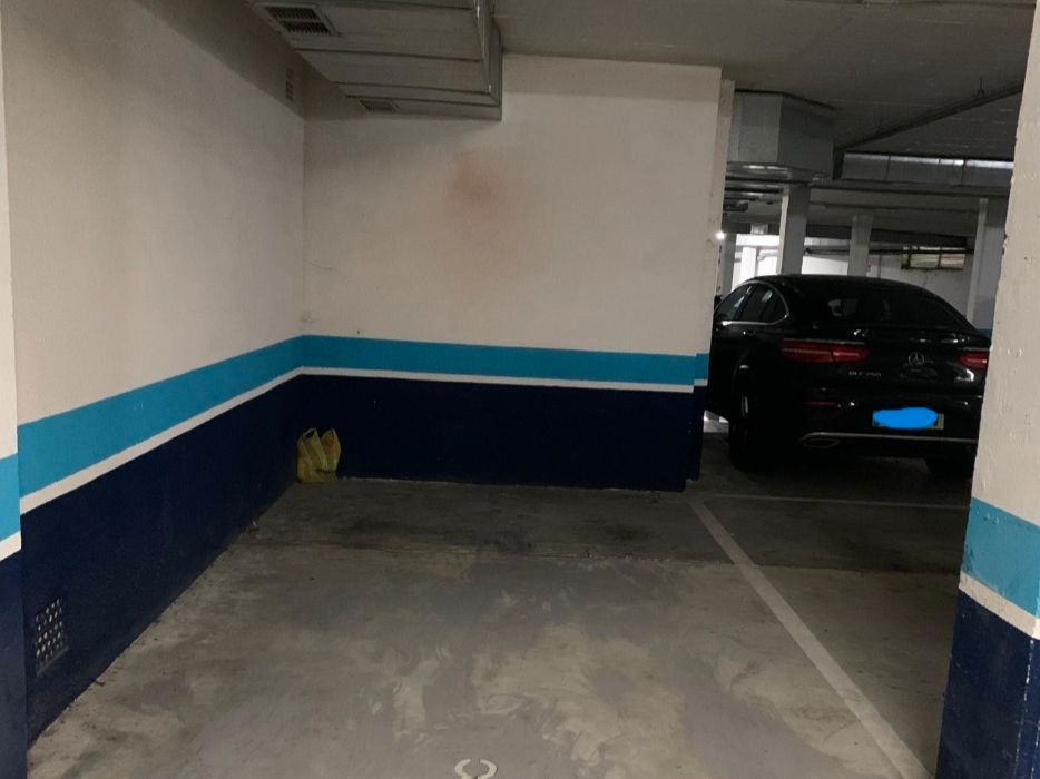 Aparcament de Garatge de lloguer en Santander amb Alarma