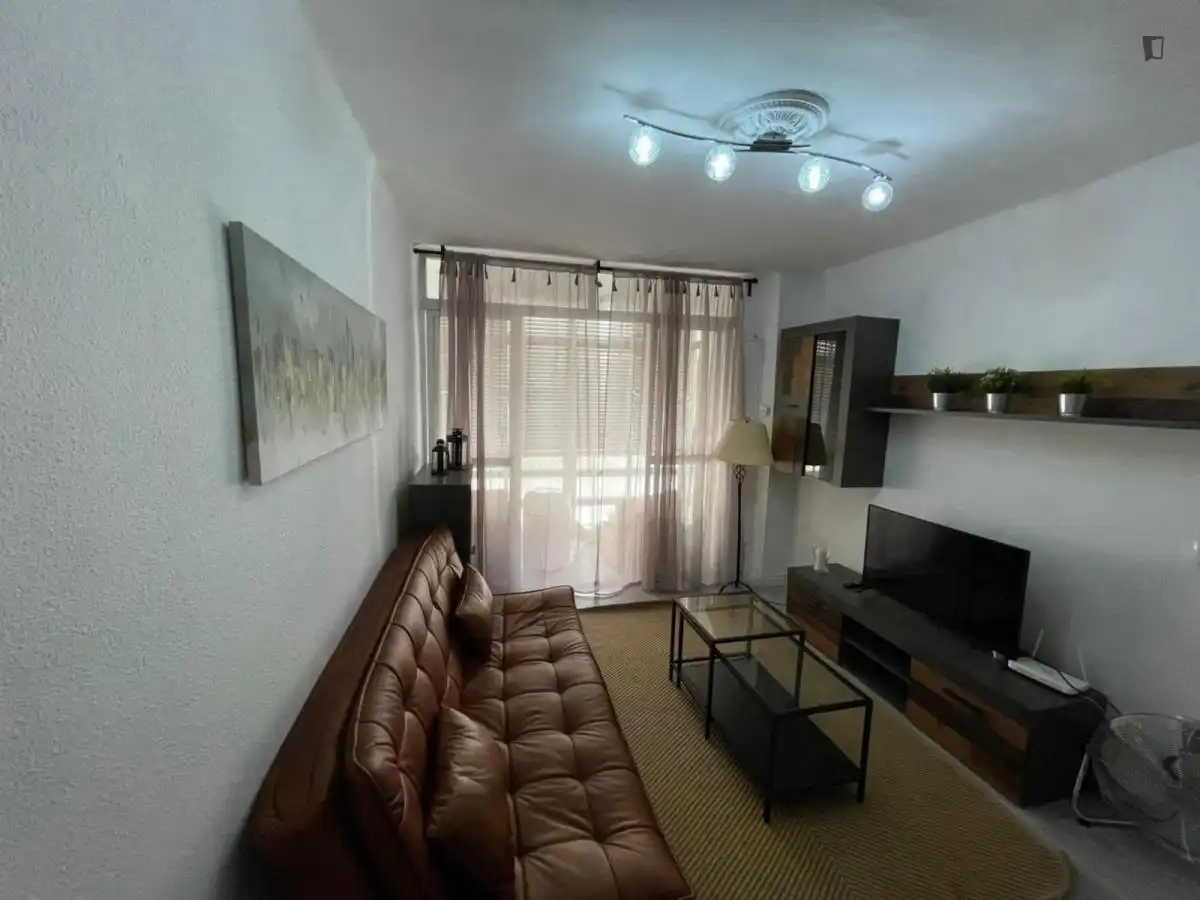 Habitación en El Molinillo - Capuchinos