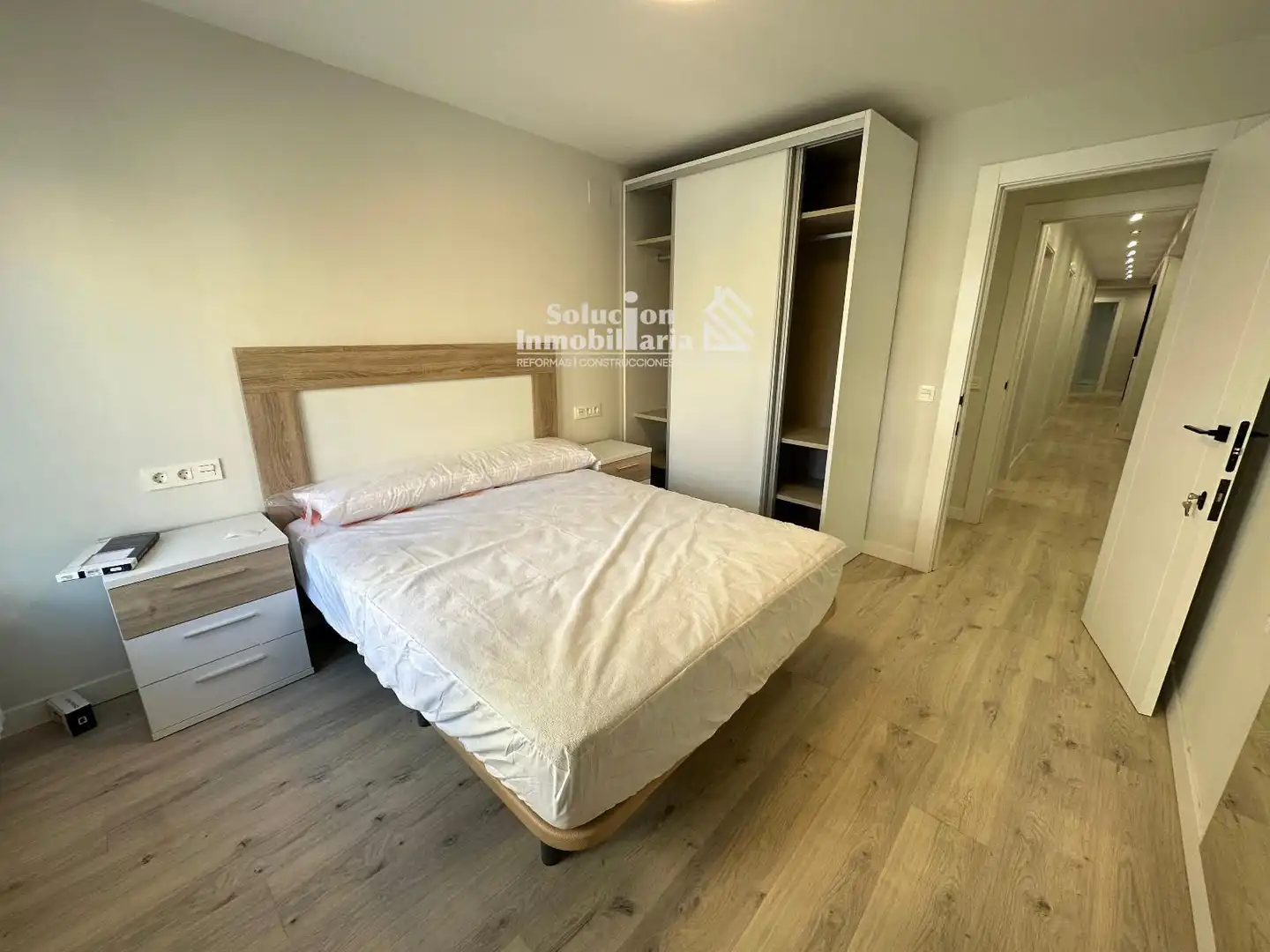 Schlafzimmer von Wohnung zur Miete in Salamanca mit Heizung, Terrasse und Möbliert