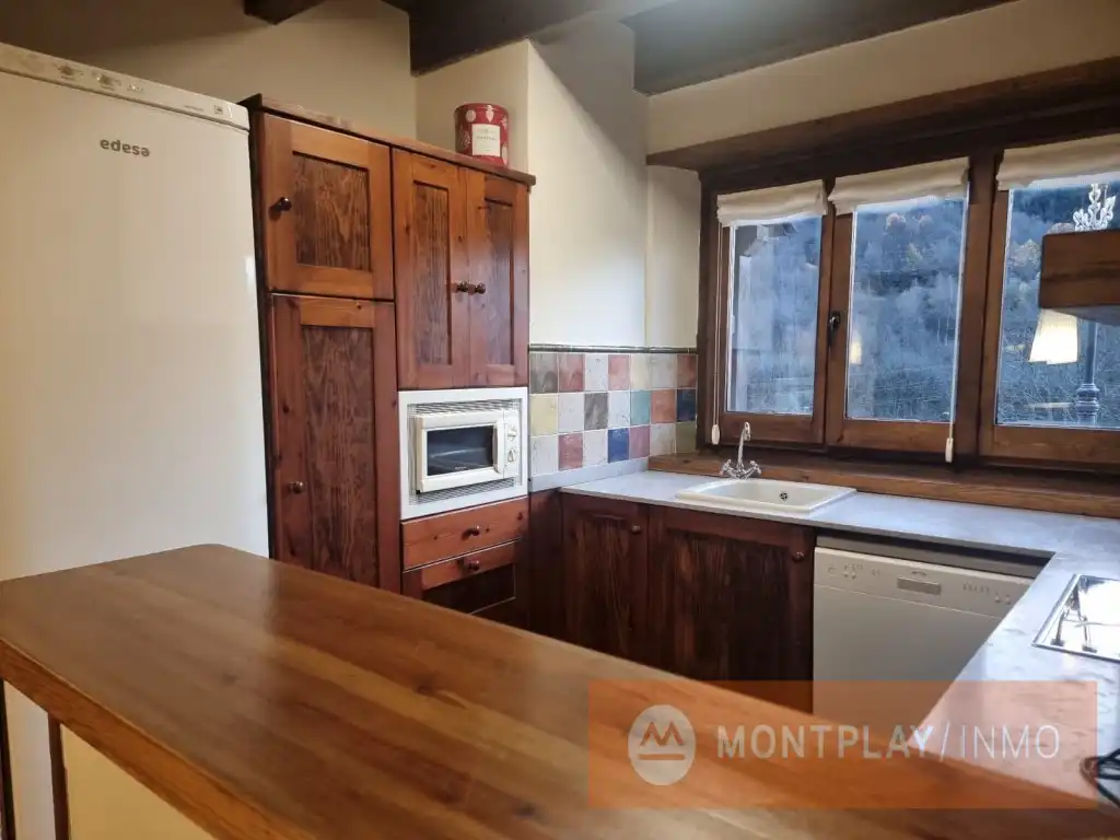 Cocina de Casa adosada en venta en Naut Aran