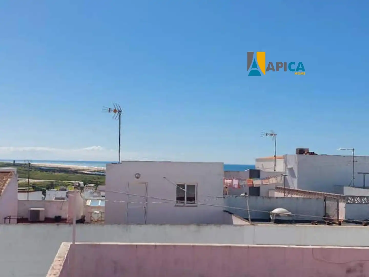 Vista exterior de Casa o chalet en venta en Conil de la Frontera con Terraza