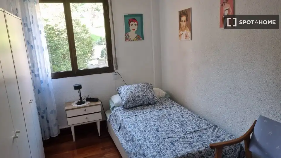 Zimmer in Barrio de Uribarri