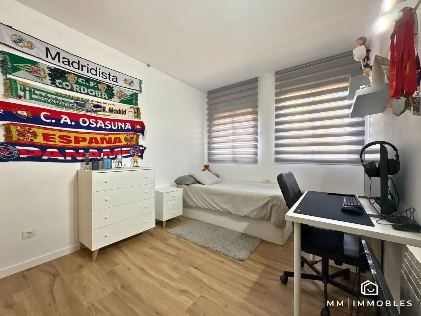 Habitación de Piso en venta en Canovelles con Aire acondicionado, Calefacción y Balcón